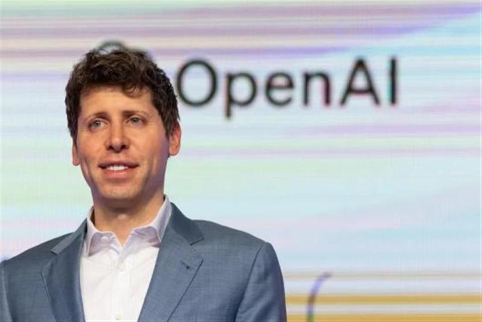 震惊！OpenAI CEO辟谣起诉DeepSeek风波，背后真相究竟如何？